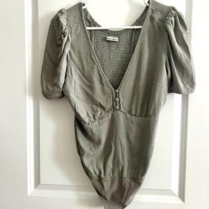 Abercrombie & Fitch green short sleeve half button v neck bodysuit